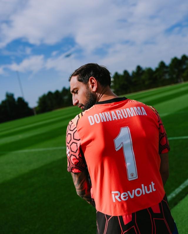 Góc Nhìn Haywin: Man City cập nhật số áo: ông 135 triệu euro được mặc số 5, Donnarumma số 1