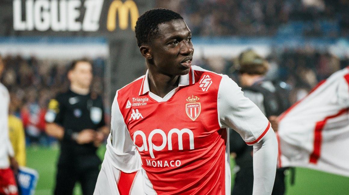 Góc Nhìn Haywin: Romano: Lamine Camara đang kiểm tra y tế dưới sự giám sát của đội ngũ y tế Chelsea